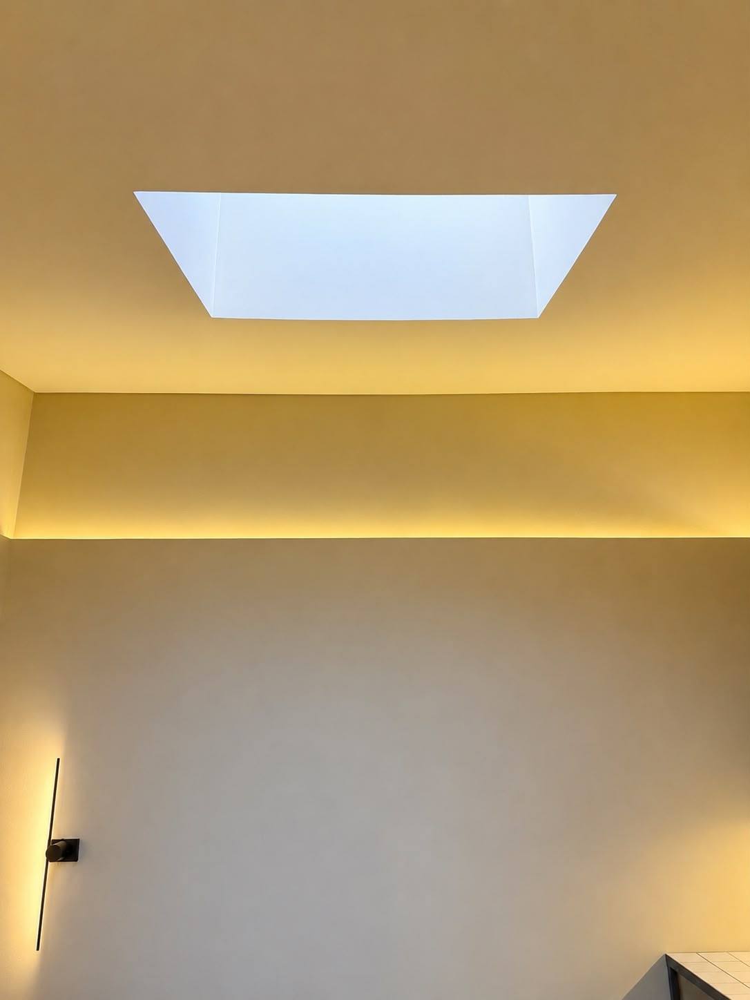 Tragaluz con luz indirecta del Apartamento Páramo 203